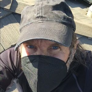 Meet your Posher, Javier